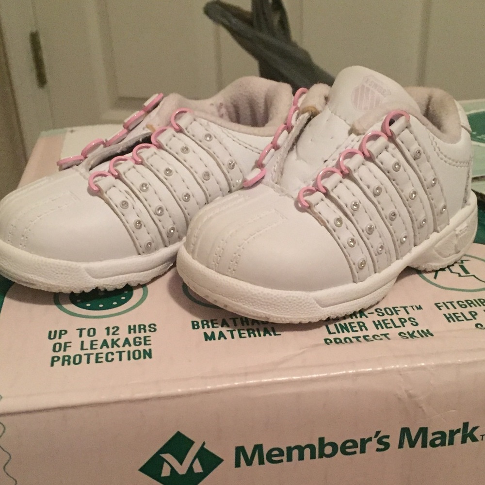 K-Swiss infant shoes